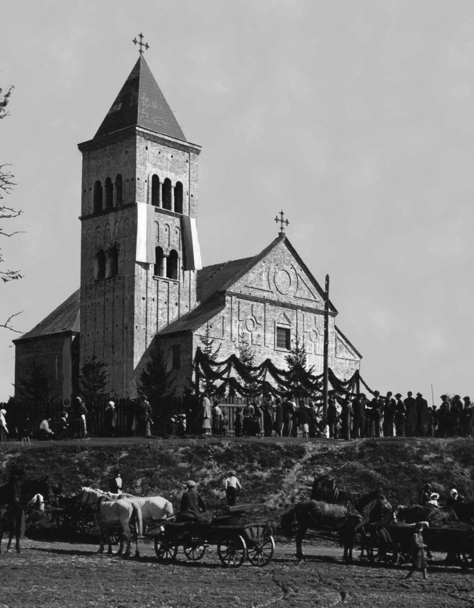 Освячення костелу св.Аргентина у Цумані. Фото 1936 року.